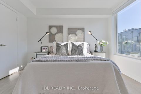 Photo 13 at 7 - 88 Turtle Island Road, Lawrence, Toronto