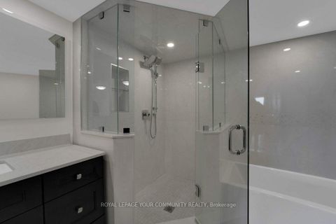 Photo 22 at 1404 - 22 Clarissa Drive, Harding, Richmond Hill