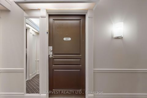 Photo 8 at 607 - 1 Hycrest Avenue, Willowdale East, Toronto