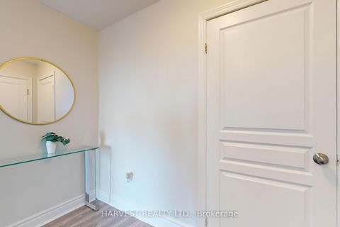 Photo 10 at 607 - 1 Hycrest Avenue, Willowdale East, Toronto