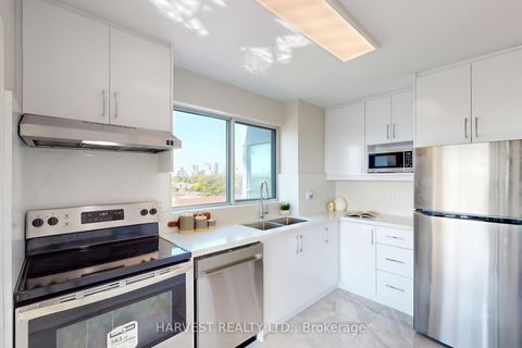 Photo 21 at 607 - 1 Hycrest Avenue, Willowdale East, Toronto