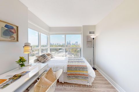 Photo 30 at 607 - 1 Hycrest Avenue, Willowdale East, Toronto