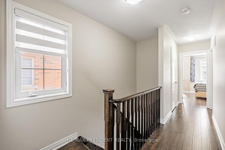 Photo 18 at 10 Shiraz Drive, Wellington, Brampton