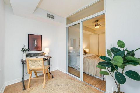 Photo 10 at 307 - 23 Hollywood Avenue, Willowdale East, Toronto
