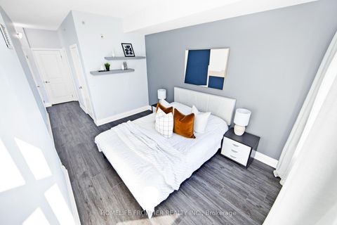 Photo 11 at 216 - 12 Woodstream Boulevard, Vaughan Grove, Vaughan