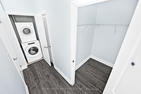 Photo 12 at 216 - 12 Woodstream Boulevard, Vaughan Grove, Vaughan