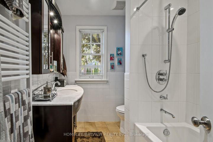 Photo 24 at 24 Taylor Drive, East York, Toronto