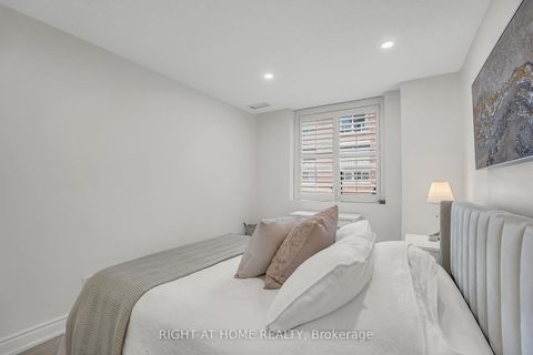 Photo 15 at 205 - 4198 Dundas Street W, Humber Valley, Toronto