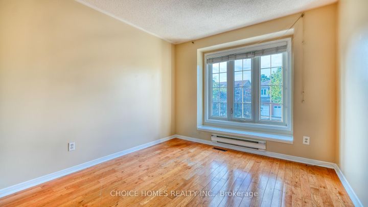 Photo 21 at 5551 Cosmic Crescent, Hurontario, Mississauga