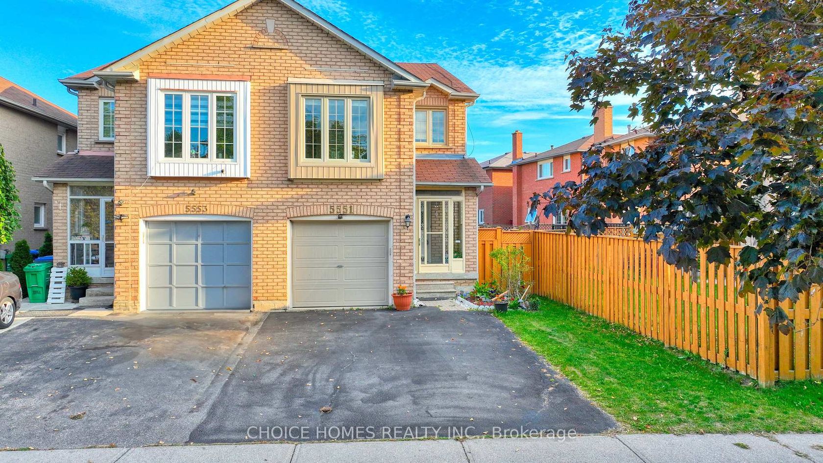 5551 Cosmic Crescent, Hurontario, Mississauga 2