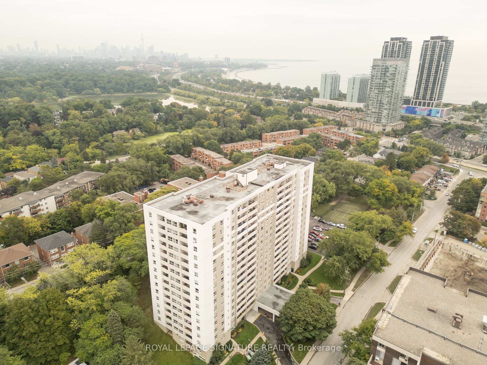 1611 - 45 Southport Street, Swansea, Toronto 