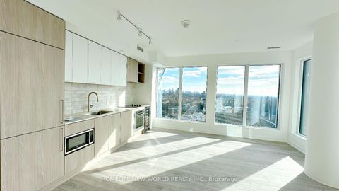 Photo 5 at 1621 - 2020 Bathurst Street, Cedarvale, Toronto