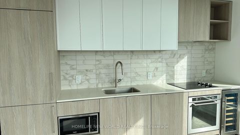 Photo 7 at 1621 - 2020 Bathurst Street, Cedarvale, Toronto