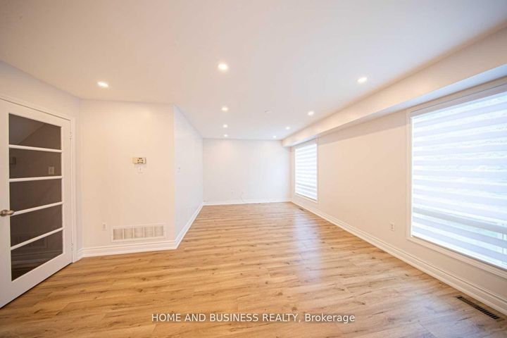Photo 10 at 5013 Kempling Lane, Orchard, Burlington