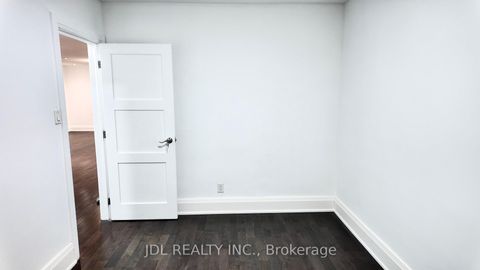 Photo 12 at 132 Edgecroft Road, Queensway, Toronto