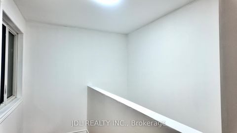 Photo 26 at 132 Edgecroft Road, Queensway, Toronto