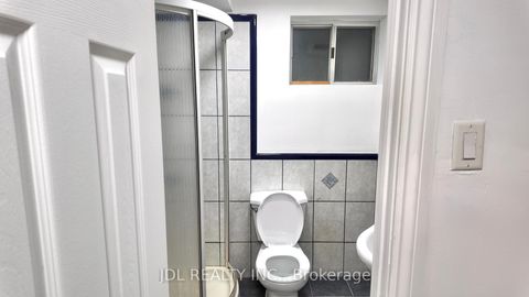 Photo 34 at 132 Edgecroft Road, Queensway, Toronto