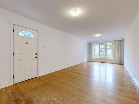 Photo 13 at 70 Crossbow Crescent, Pleasant View, Toronto