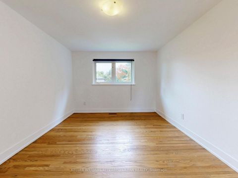 Photo 24 at 70 Crossbow Crescent, Pleasant View, Toronto