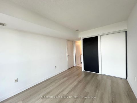 Photo 3 at 758 - 151 Dan Leckie Way, Waterfront Communities C1, Toronto