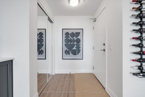 Photo 1 at 404 - 681 Yonge Street, Painswick South, Barrie