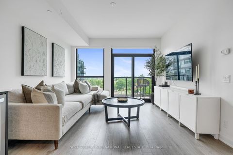 Photo 13 at 404 - 681 Yonge Street, Painswick South, Barrie