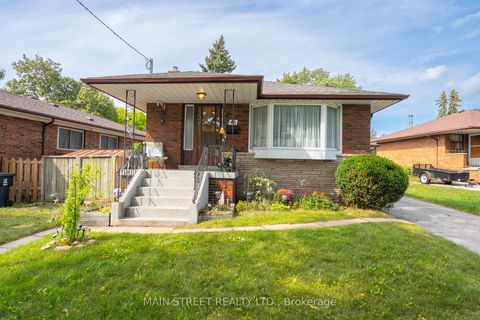 Photo 1 at 46 Jarwick Drive, Woburn, Toronto