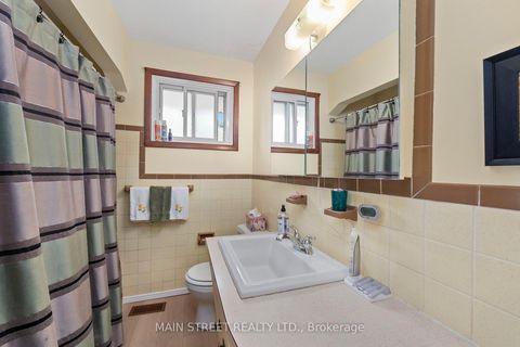 Photo 7 at 46 Jarwick Drive, Woburn, Toronto