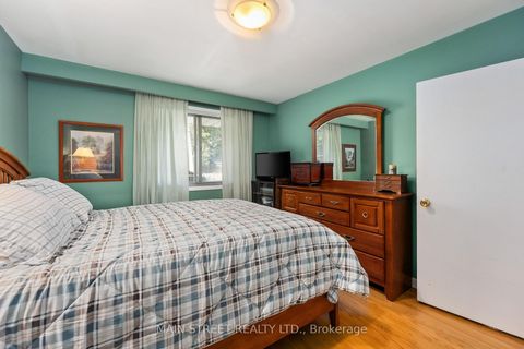 Photo 10 at 46 Jarwick Drive, Woburn, Toronto