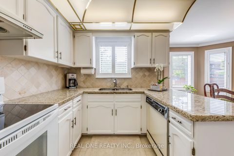 Photo 21 at 2082 Laurelwood Drive, WC Wedgewood Creek, Oakville