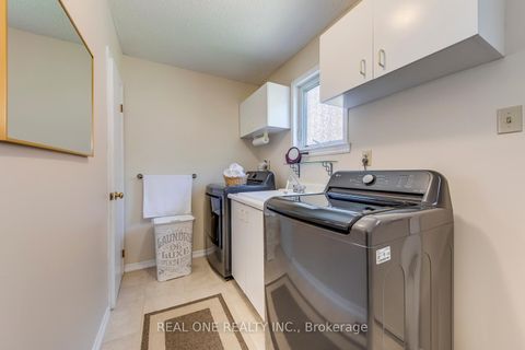 Photo 25 at 2082 Laurelwood Drive, WC Wedgewood Creek, Oakville