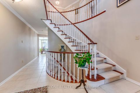 Photo 26 at 2082 Laurelwood Drive, WC Wedgewood Creek, Oakville