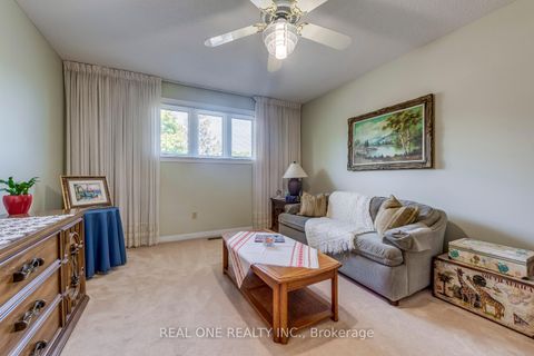 Photo 34 at 2082 Laurelwood Drive, WC Wedgewood Creek, Oakville