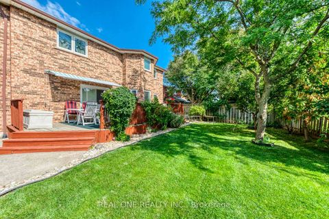 Photo 45 at 2082 Laurelwood Drive, WC Wedgewood Creek, Oakville