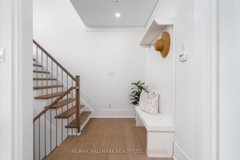 Photo 5 at 31 St.Gaspar's Court, Humber Summit, Toronto