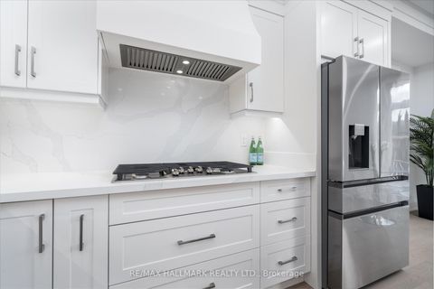 Photo 16 at 31 St.Gaspar's Court, Humber Summit, Toronto