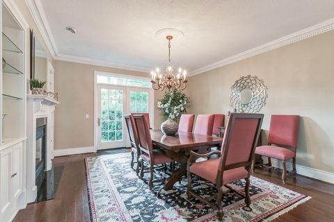 Photo 5 at 15 - 8038 Yonge Street, Uplands, Vaughan