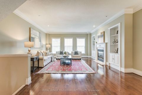 Photo 11 at 15 - 8038 Yonge Street, Uplands, Vaughan