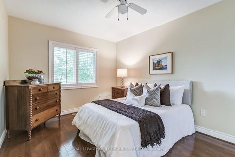 Photo 24 at 15 - 8038 Yonge Street, Uplands, Vaughan