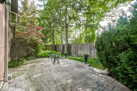Photo 31 at 15 - 8038 Yonge Street, Uplands, Vaughan