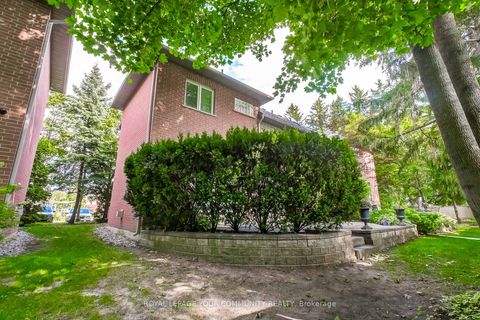 Photo 34 at 15 - 8038 Yonge Street, Uplands, Vaughan