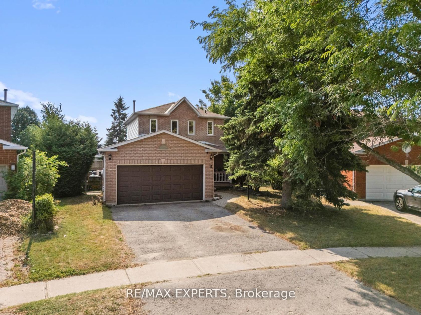 11 Penton Drive, West Bayfield, Barrie photo number 2