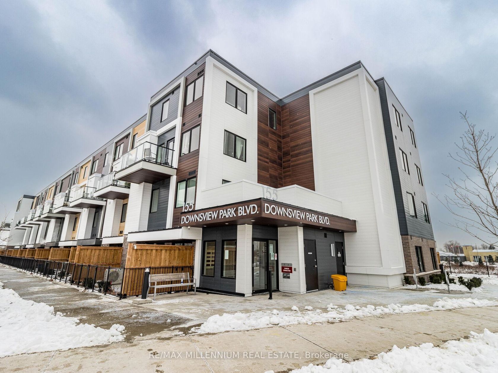 116 - 155 Downsview Park Boulevard, CFB, Toronto 