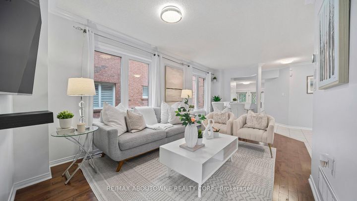 Photo 10 at 3153 Baron Drive, Churchill Meadows, Mississauga