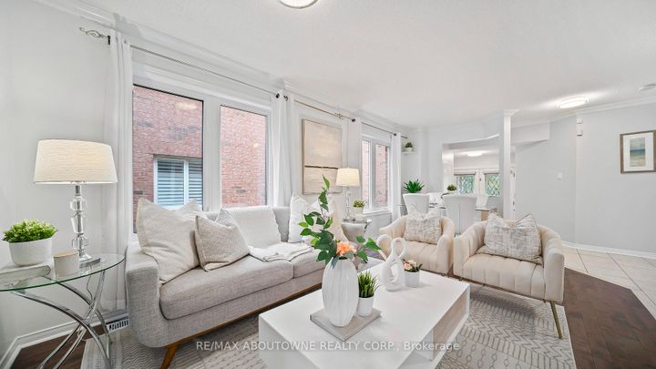 Photo 11 at 3153 Baron Drive, Churchill Meadows, Mississauga