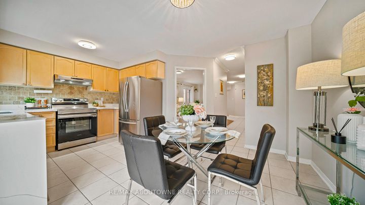 Photo 14 at 3153 Baron Drive, Churchill Meadows, Mississauga