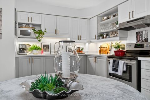 Photo 9 at 317 - 7373 MARTIN GROVE Road, Vaughan Grove, Vaughan