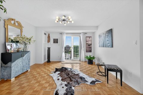 Photo 16 at 317 - 7373 MARTIN GROVE Road, Vaughan Grove, Vaughan