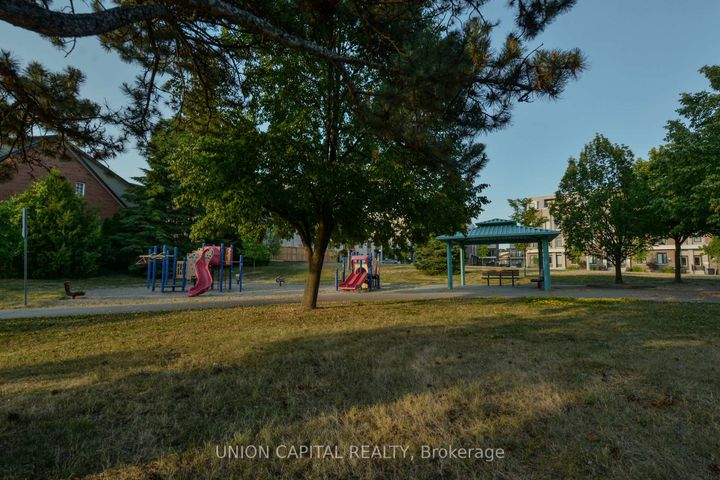 Photo 22 at 48 Case Ootes Drive, Victoria Village, Toronto
