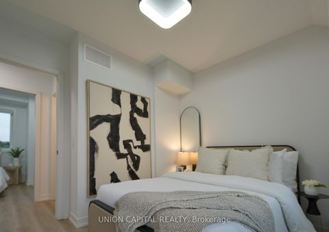 Photo 13 at 48 Case Ootes Drive, Victoria Village, Toronto